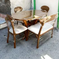 میز ناهار خوری4و5نفره گردوچهارگوش دست آخر کارگاه