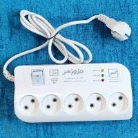 محافظ برق ۵ خانه فروزش