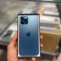 آیفون 12pro درحد نو
