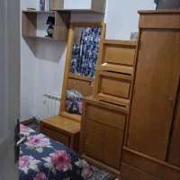 کتابخانه دیواری