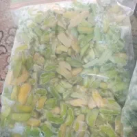 باقالی تازه سبز و زرد