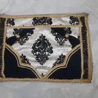 بالشت|پشتی|زهک, |دیوار