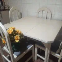 میز ناهارخوری چهار نفره