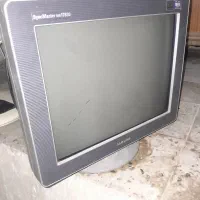 مانیتور قدیمی