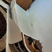 تخت و میز تحریر