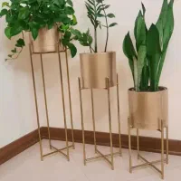 گلدون و پایه گلدون