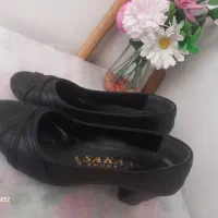 باسلام کفش درحد تو سایز۳۸ کوچکترم سایز هست