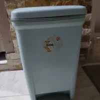 سطل پدالی کاملا نو