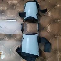زانو بند پای چپ