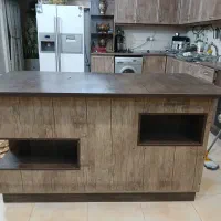 میز جزیره بسیار تمیز وکاربردی