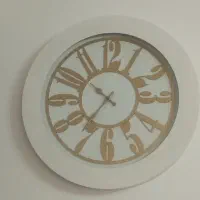 ساعت دیواری