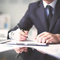 خدمات نویسندگی متون رسمی قرارداد و عریضه نویسی