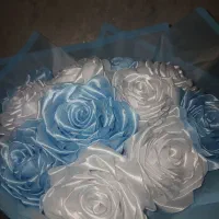 دسته گل رز ترند روبانی