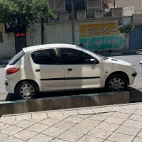 ماشین ۲۰۶ سفید