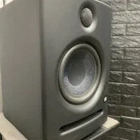 اسپیکر مانیتورینگ Eris 5 در حد