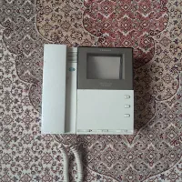 تعدادی لوازم بفروشی میرسد