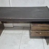 میز چوبی