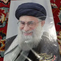 قاب عکس رهبر شهید