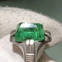 زمرد ، یاقوت