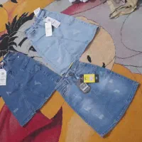 حراج تعدادی لباس بچگانه و بزرگسال زیر قیمت فاکتور