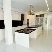 ۱۰۲متر/لوکس منطقی نه نمایشی/خرید بی سرو صدا