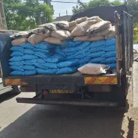 خاک و پوشال