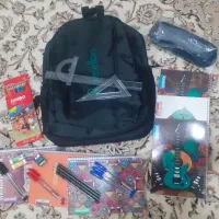 کیف مدرسه و جا نمار
