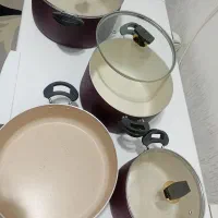 سرویس قابلمه نسوز و نچسب سه تایی با تابه چهارتایی