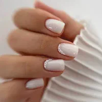 استخدام ناخنکار حرفه ای