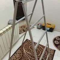 نردبان هشتی فلزی