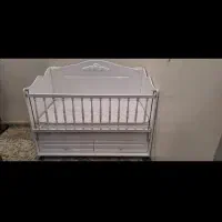 تخت و ویترین کودک