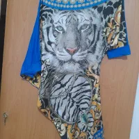 تعدادی لباس نو