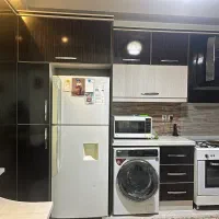 کابینت آشپزخانه بسیار تمیز