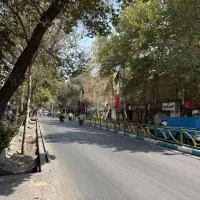 فروش-یک-باب-مغازه-با-سند-تک-برگ-بالای-میدان