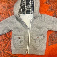 تعدادی لباس نو بچه گانه