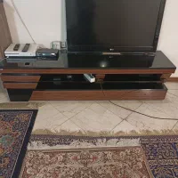 میز TV سالم و تمیز، قیمت مناسب