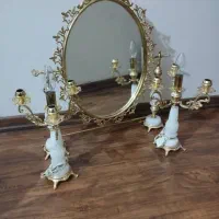 آینه و شمعدان برنزی