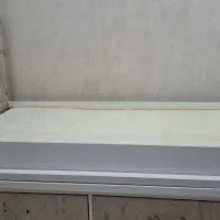 تخت کودک همراه با تشک