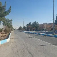 زمین ۳۰۰متری فقط۱۸۰میلیون شاهین شهر روبروی منازل