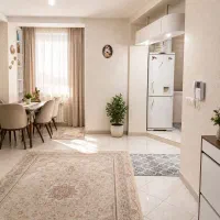 63متر / فـول امکانات / 2 خواب / استادمعین / دو نبش