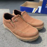 کفش نو استفاده نشده