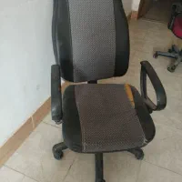 دو عدد صندلی چرخ دار