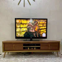 میز تلویزیون درحد نو بسیار شکیل