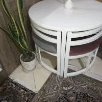 میز غذا خوری ۴نفره در حد نو استفاده نشده