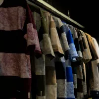 به یک عدد همکار جهت عمده فروشی پوشاک نیازمندیم