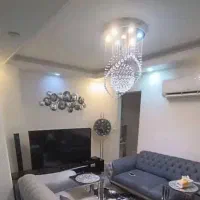 لوستر بسیار زیبا -در حد نو -کریستال واداتی