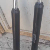کمک جلووانت، پیکان، اردی