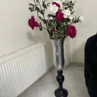 گل و گلدان