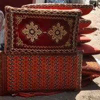 پشتی دیواری