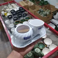 ست فنجان زیری قندان قاشق چینی 200‌ تومن